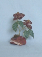 Zwei Rosen (± 15 cm) mit Jaspis